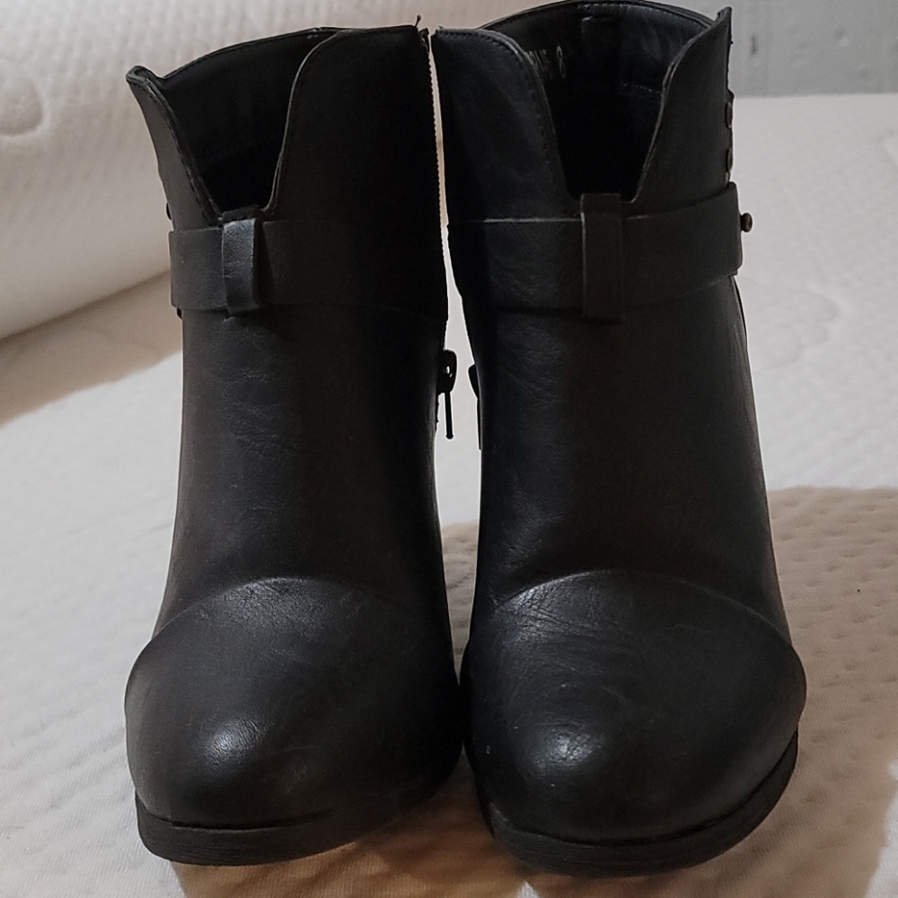 Refresh Booties - image 1